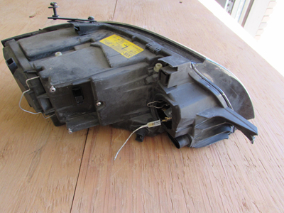 Audi TT Mk1 8N Headlight Xenon Damaged Mount Tabs, Left 8N0941003AF5